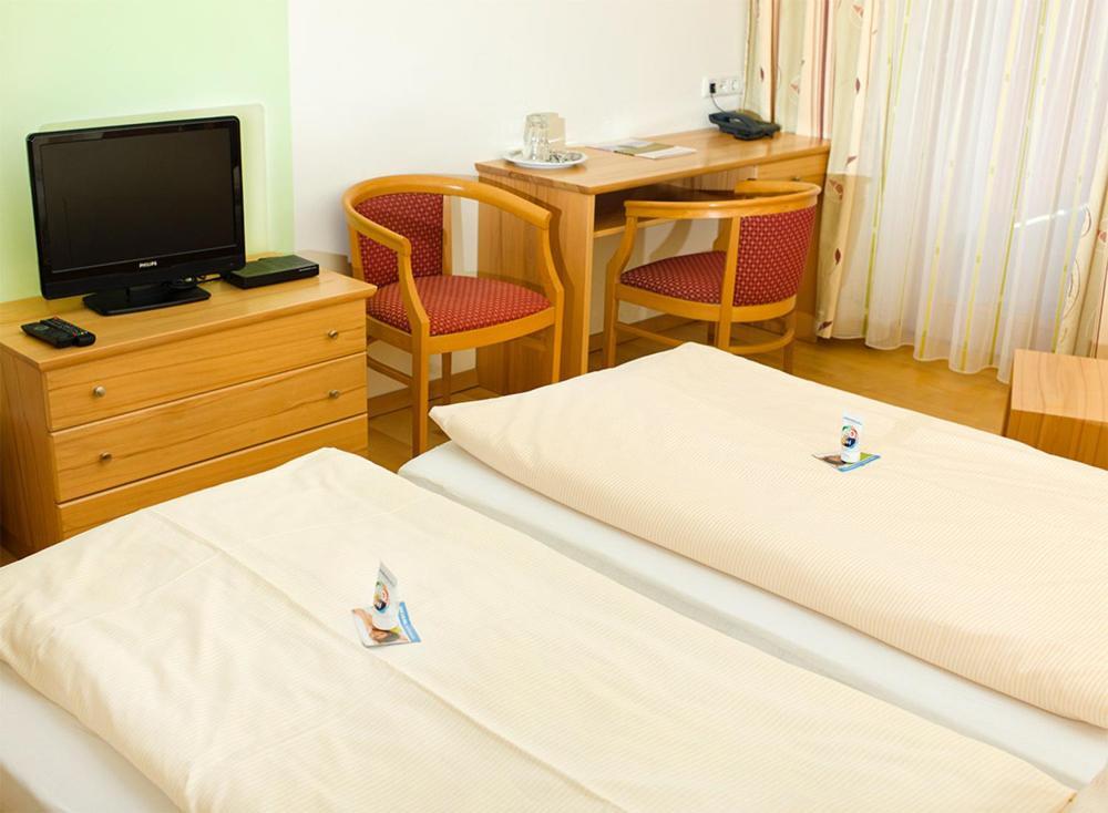 Kurhotel Bad Zell Bagian luar foto
